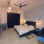 La Vista Stay